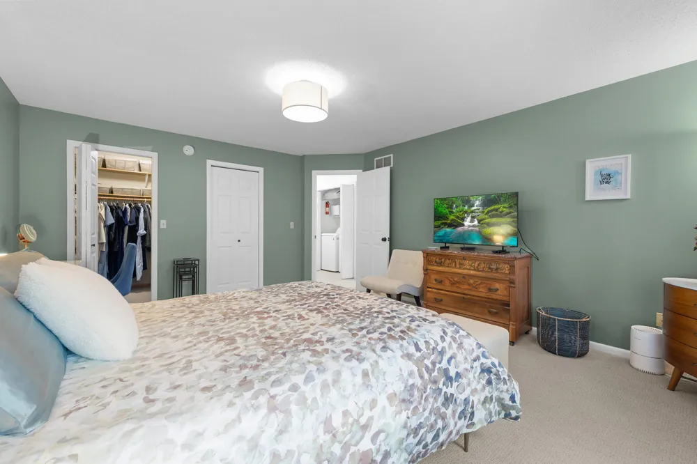 534 Lovell Avenue #6 Roseville, MN 55113