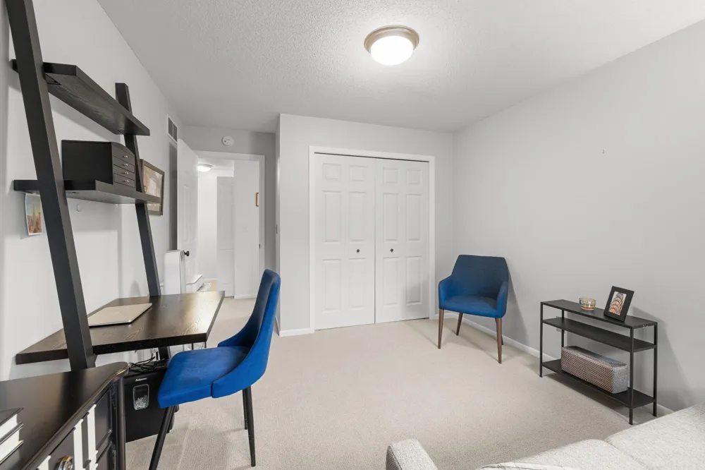 534 Lovell Avenue #6 Roseville, MN 55113