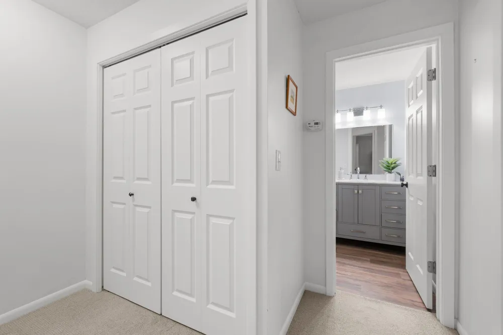 534 Lovell Avenue #6 Roseville, MN 55113