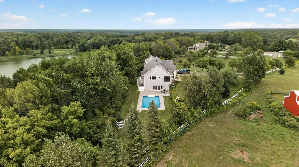 22760 Olivine Street NW Elk River, MN 55330