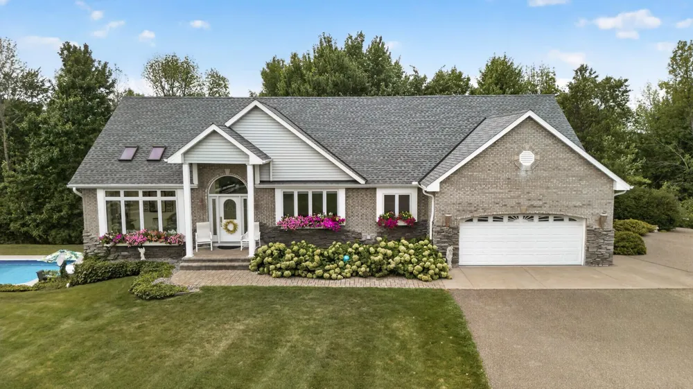 22760 Olivine Street NW Elk River, MN 55330