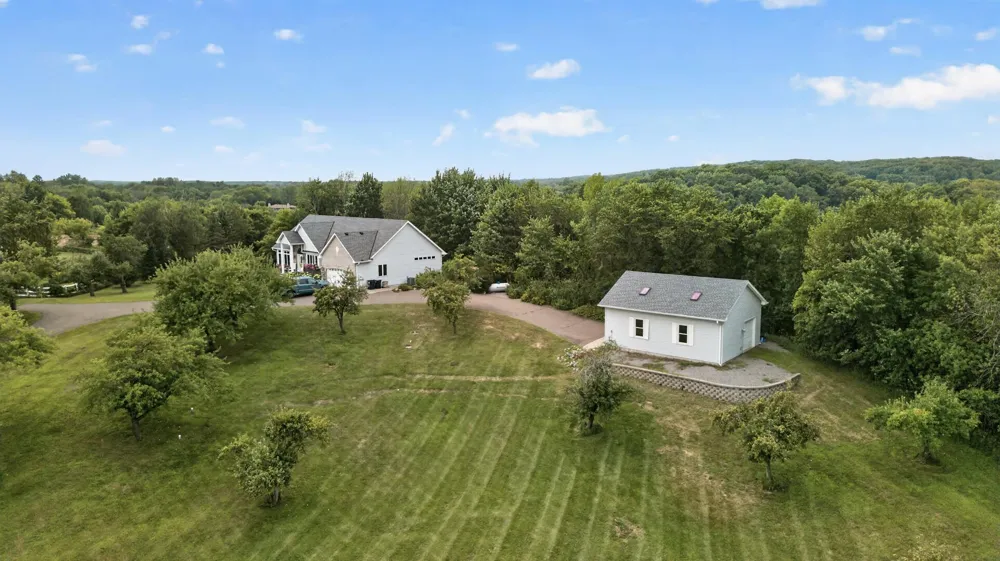 22760 Olivine Street NW Elk River, MN 55330