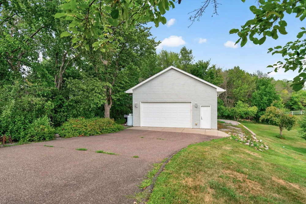 22760 Olivine Street NW Elk River, MN 55330
