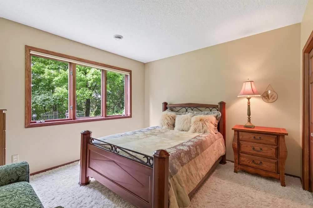 22760 Olivine Street NW Elk River, MN 55330