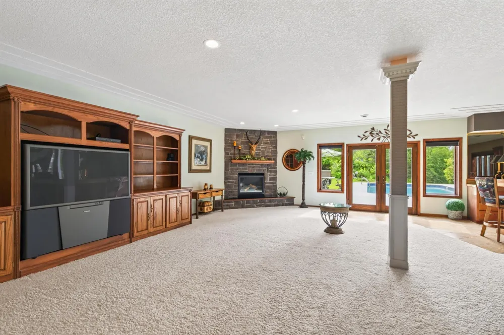 22760 Olivine Street NW Elk River, MN 55330