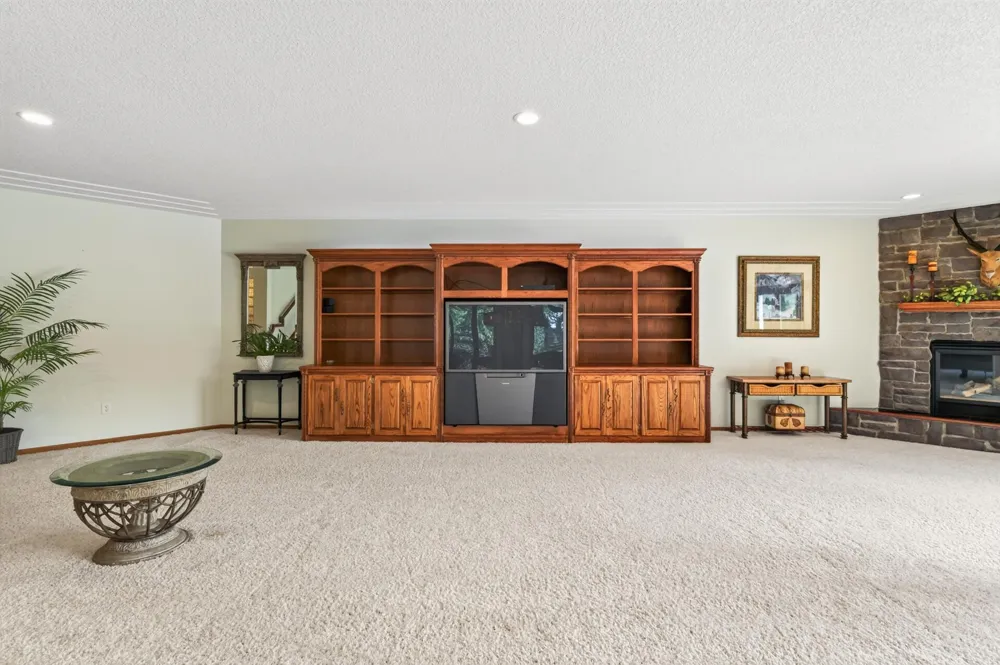 22760 Olivine Street NW Elk River, MN 55330
