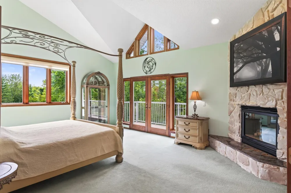 22760 Olivine Street NW Elk River, MN 55330