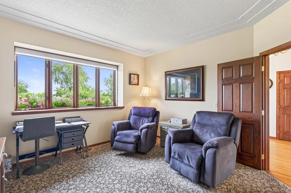 22760 Olivine Street NW Elk River, MN 55330