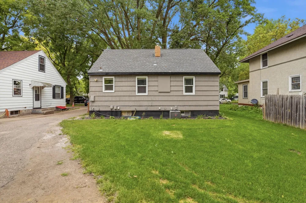 615 16th Street SW Willmar, MN 56201