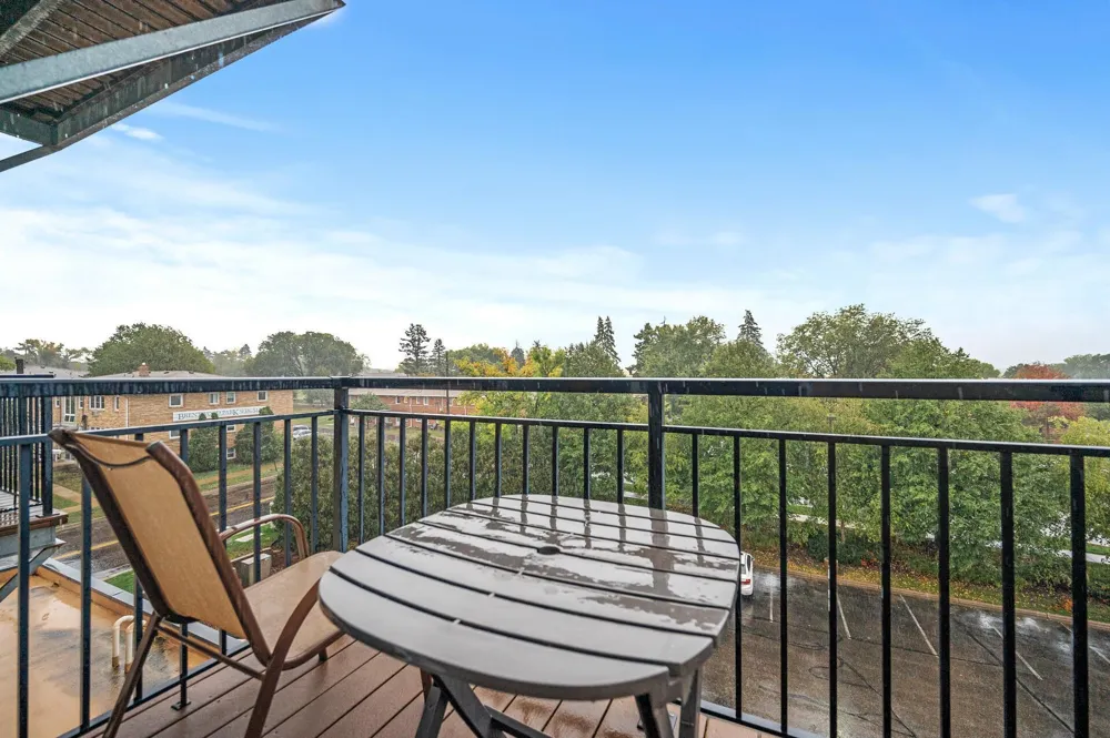 1502 5th Street #403 Hopkins, MN 55305