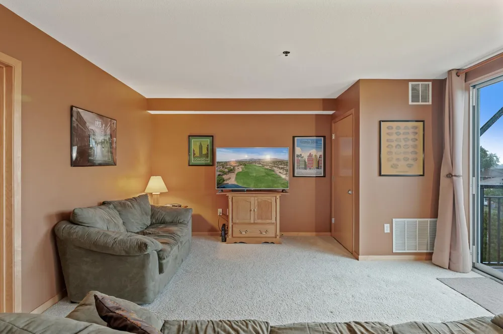 1502 5th Street #403 Hopkins, MN 55305