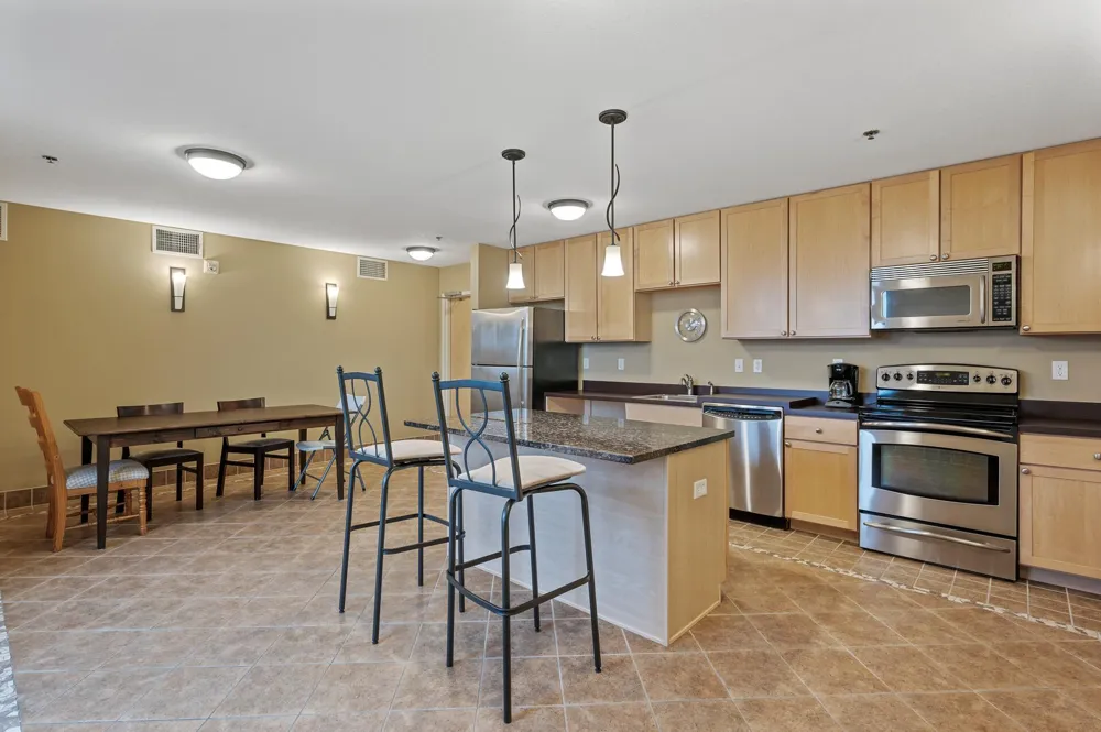 1502 5th Street #403 Hopkins, MN 55305