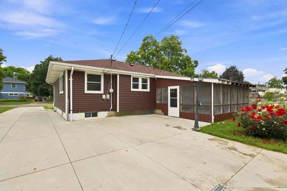 7221 16th Avenue S Richfield, MN 55423