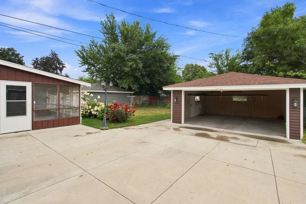 7221 16th Avenue S Richfield, MN 55423