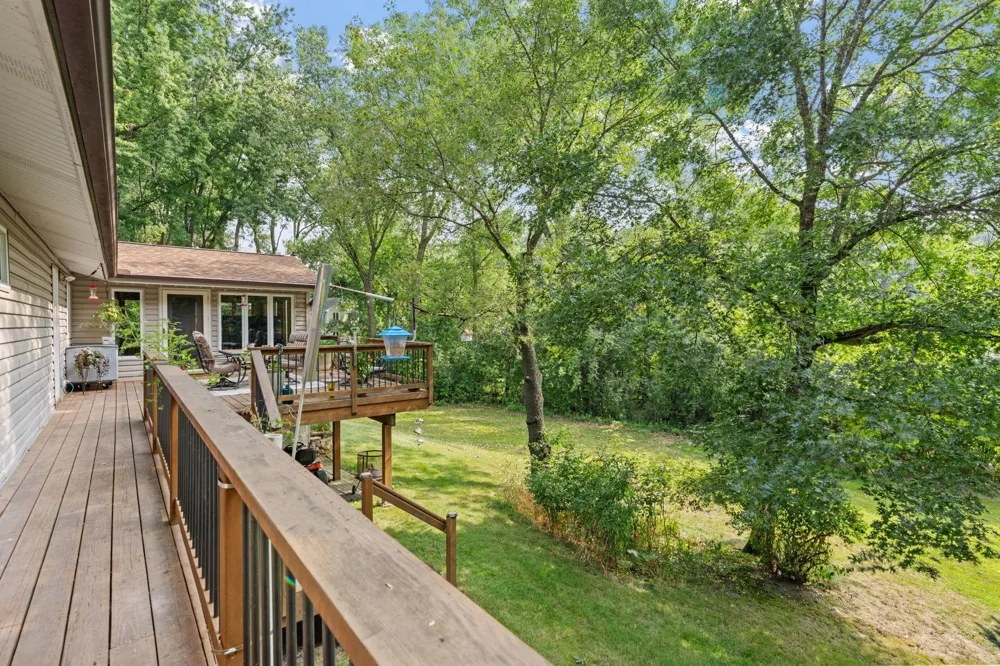 2821 Saddlebrooke Circle Minnetonka, MN 55305