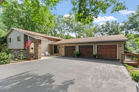 2821 Saddlebrooke Circle