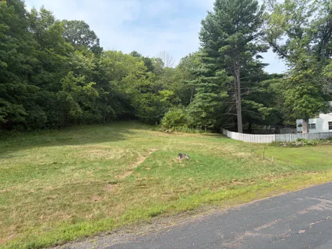 347 Military Road
