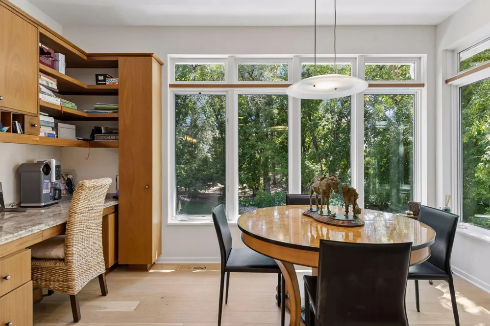 2841 Ella Lane Minnetonka, MN 55305