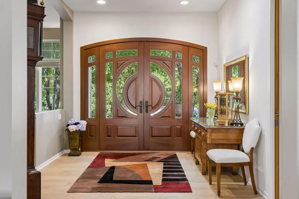 2841 Ella Lane Minnetonka, MN 55305