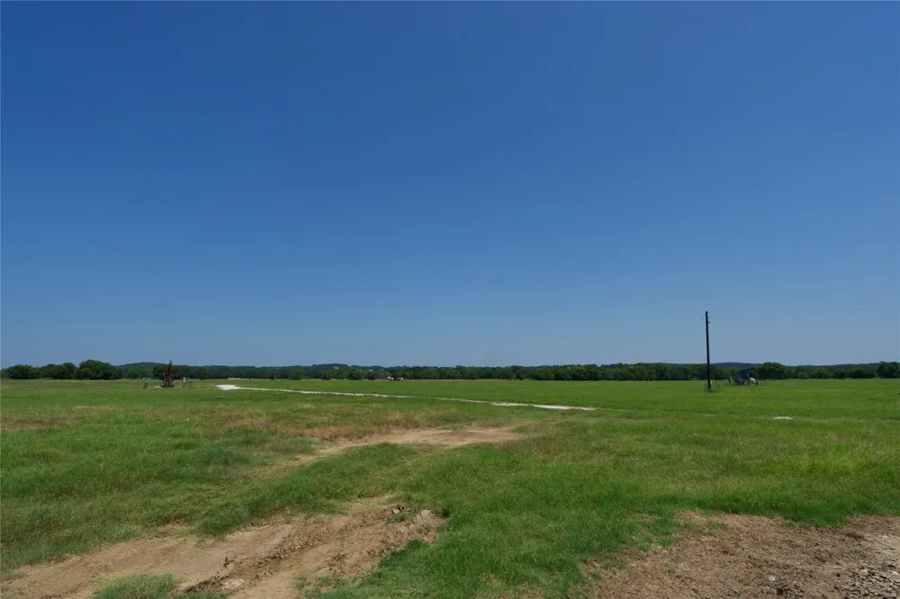 1707 Fm 902 Gainesville, TX 76240