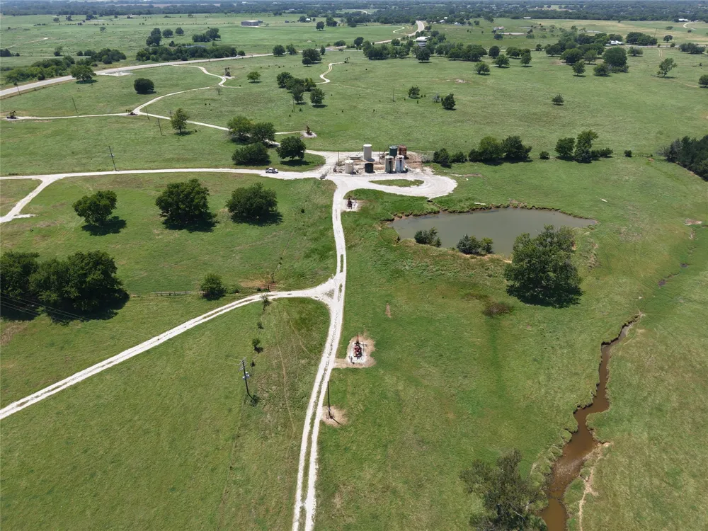 1707 Fm 902 Gainesville, TX 76240