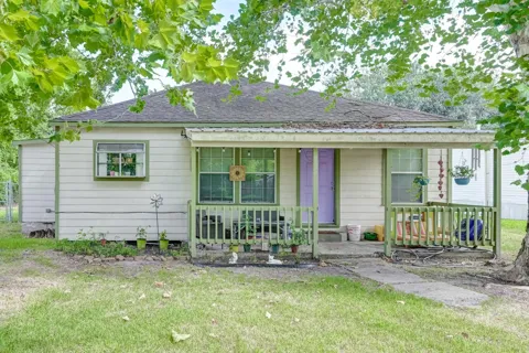 1104 Mabry Road