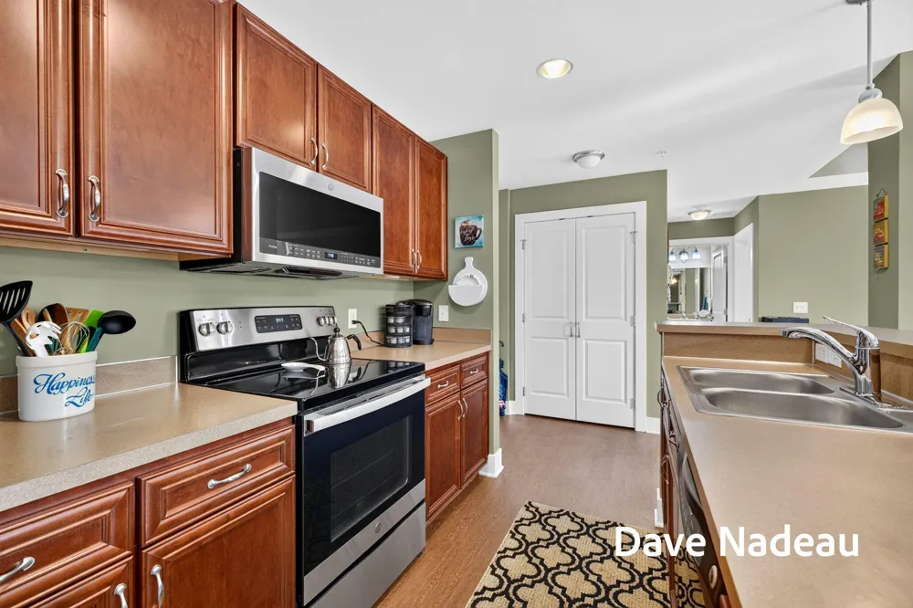 529 Miller Drive #204 Grand Haven, MI 49417