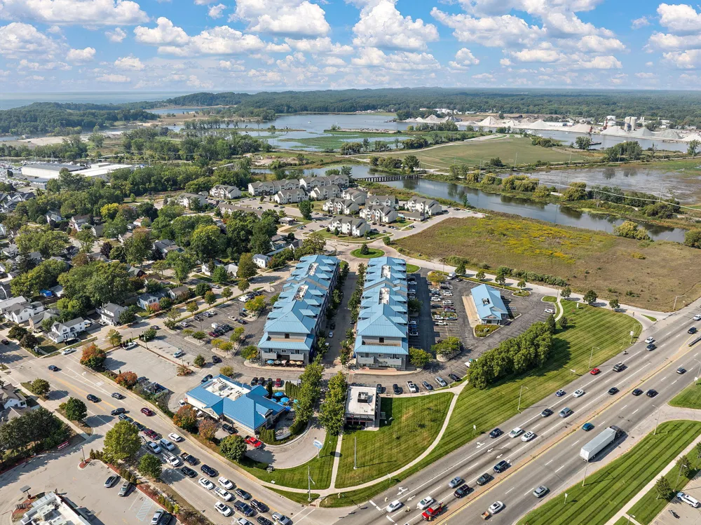 529 Miller Drive #204 Grand Haven, MI 49417