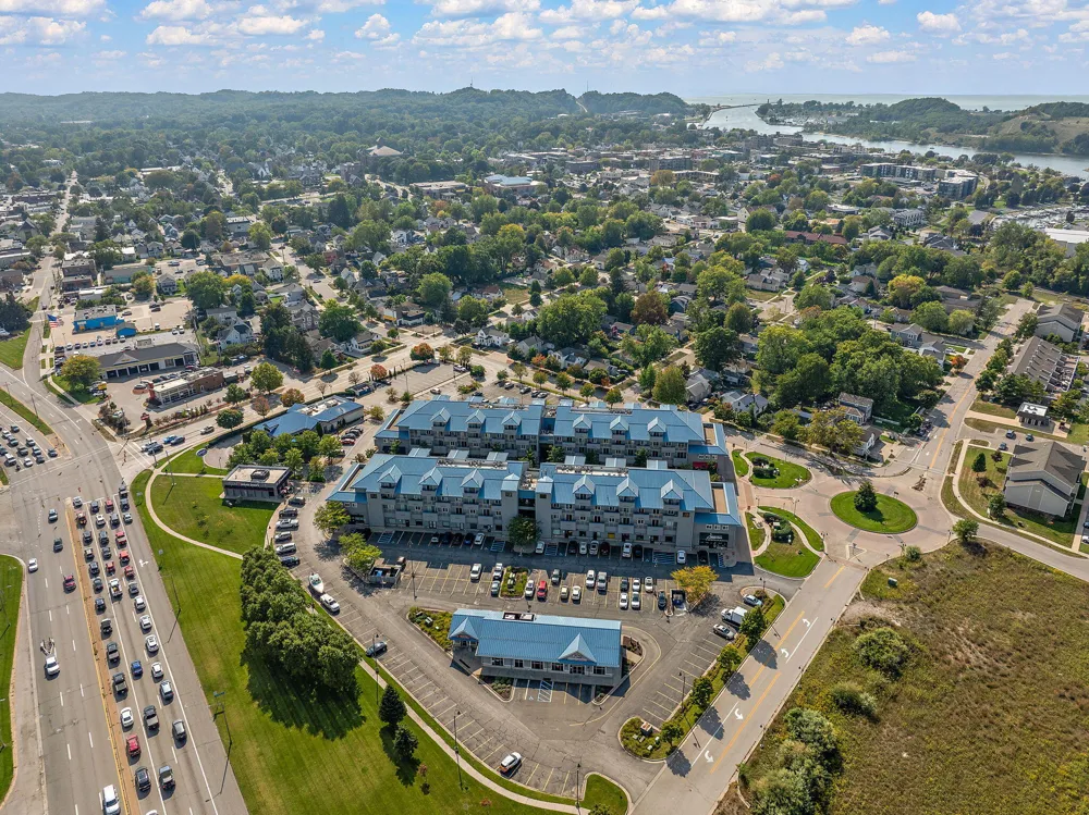 529 Miller Drive #204 Grand Haven, MI 49417