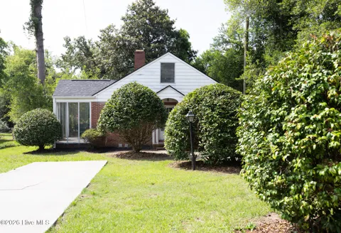 1762 Pinetree Road