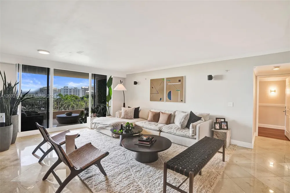 765 Crandon Blvd #603 Key Biscayne, FL 33149