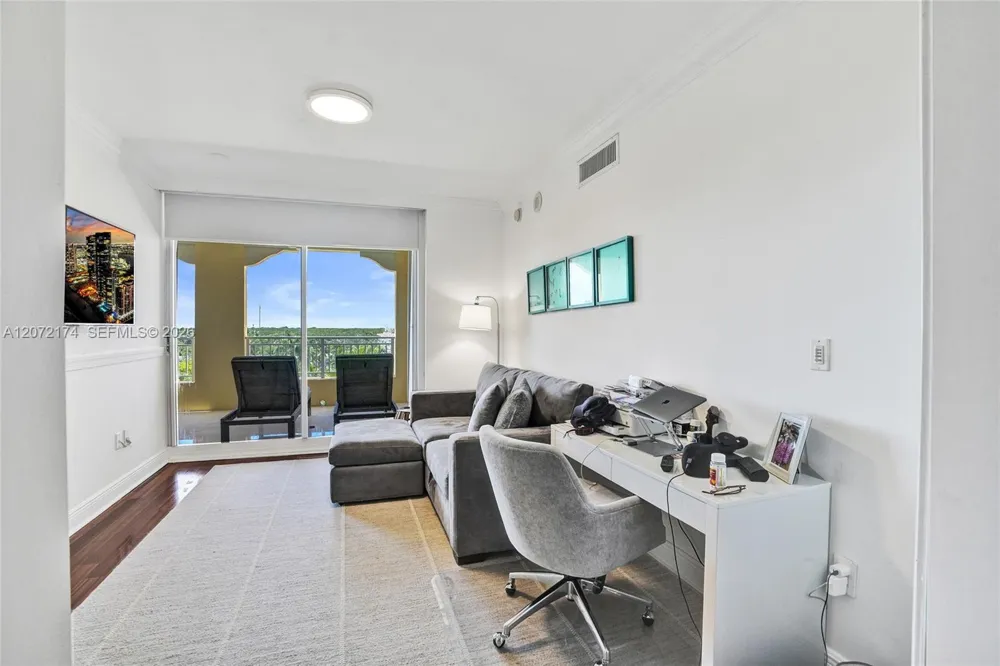 765 Crandon Blvd #603 Key Biscayne, FL 33149