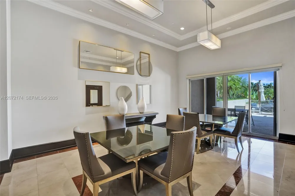765 Crandon Blvd #603 Key Biscayne, FL 33149
