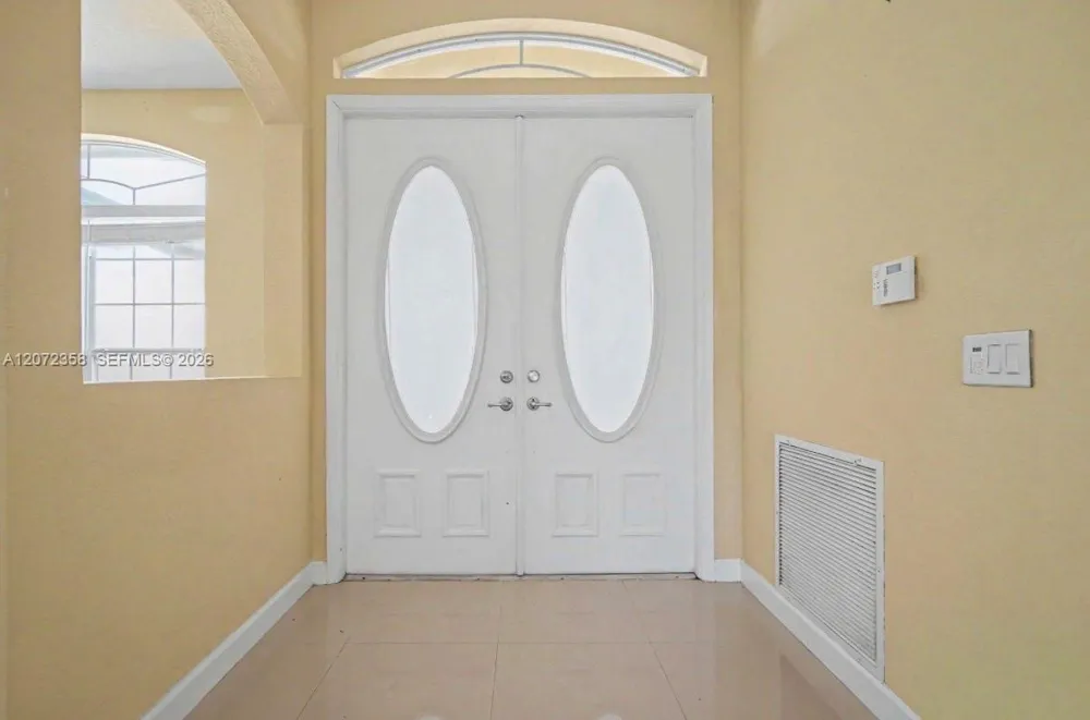 232 SW Carter Ave Port St. Lucie, FL 34983
