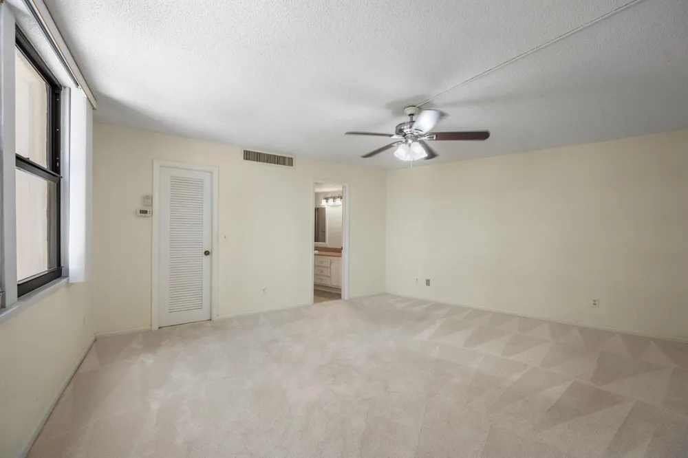 2800 Ocean Drive #A-8B Riviera Beach, FL 33404