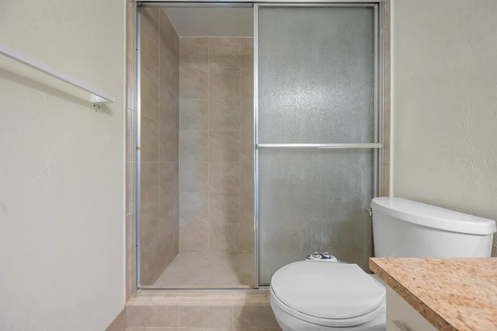 2800 Ocean Drive #A-8B Riviera Beach, FL 33404