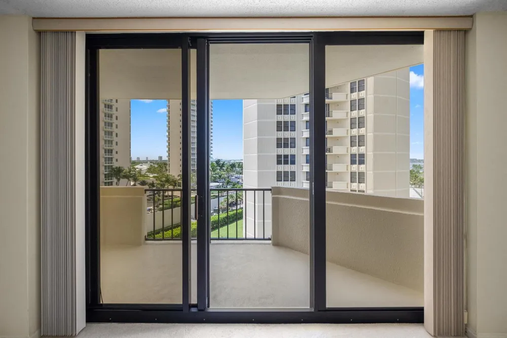 2800 Ocean Drive #A-8B Riviera Beach, FL 33404