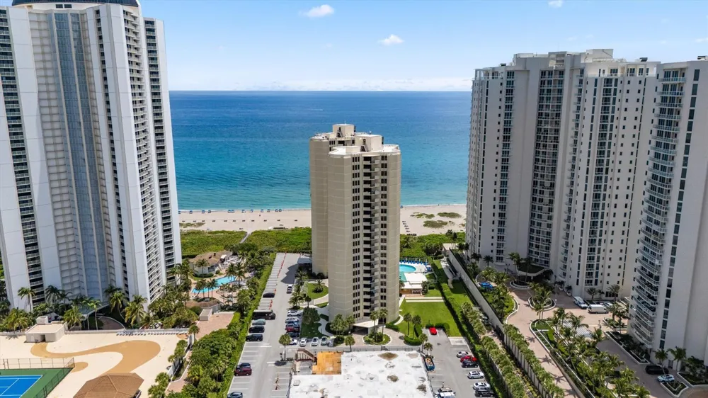 2800 Ocean Drive #A-8B Riviera Beach, FL 33404