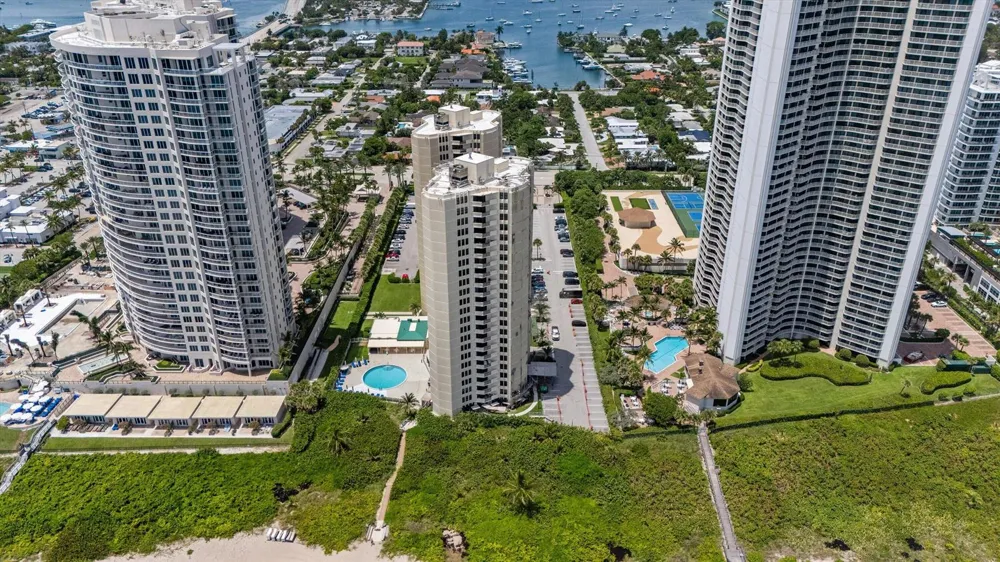 2800 Ocean Drive #A-8B Riviera Beach, FL 33404
