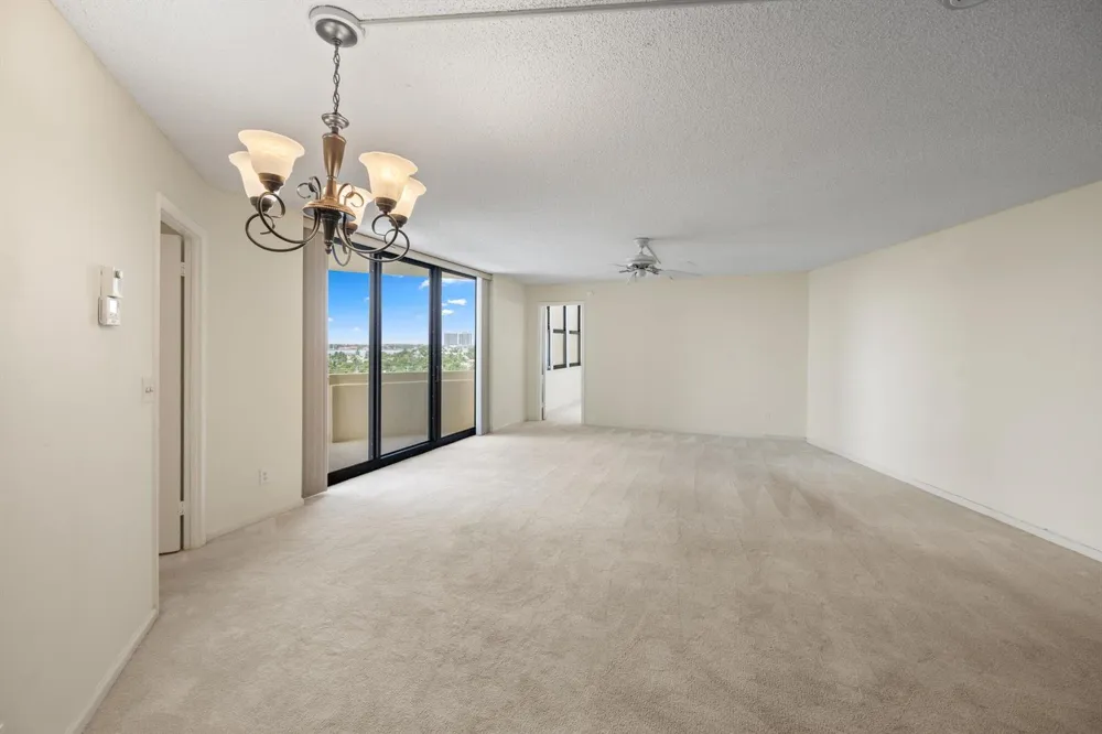 2800 Ocean Drive #A-8B Riviera Beach, FL 33404