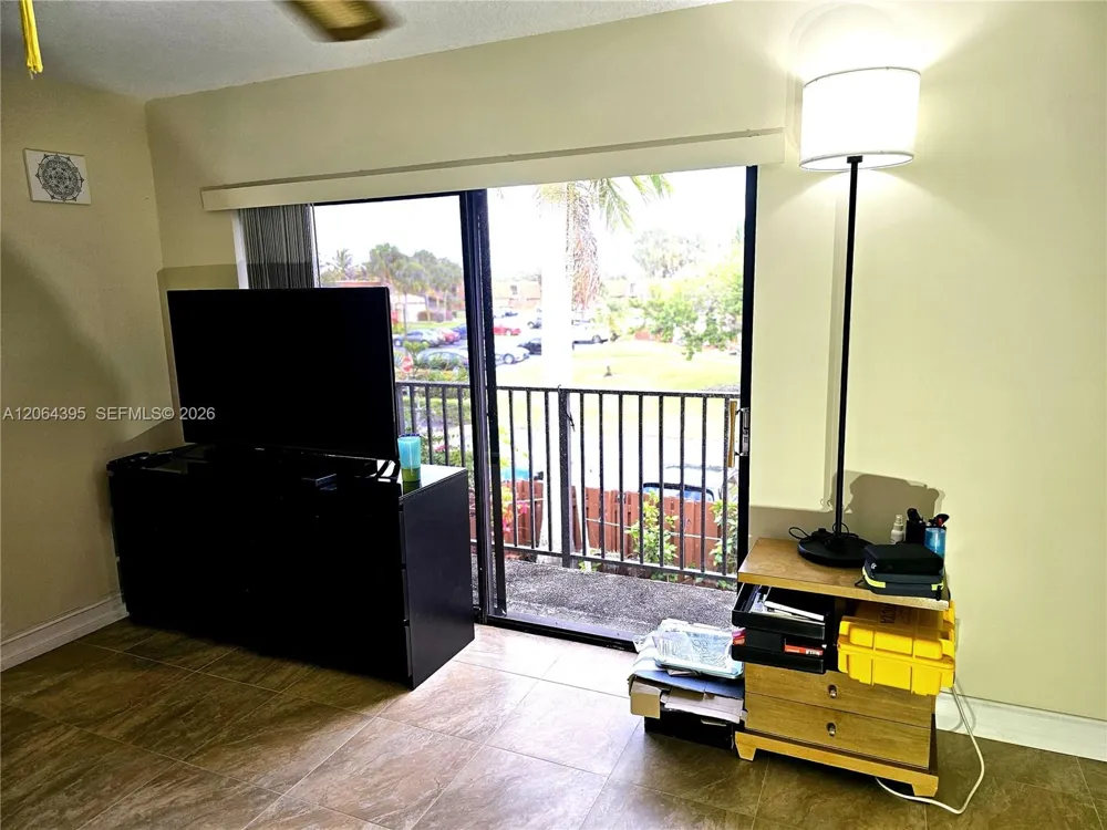 1201 SW 120th Way Davie, FL 33325