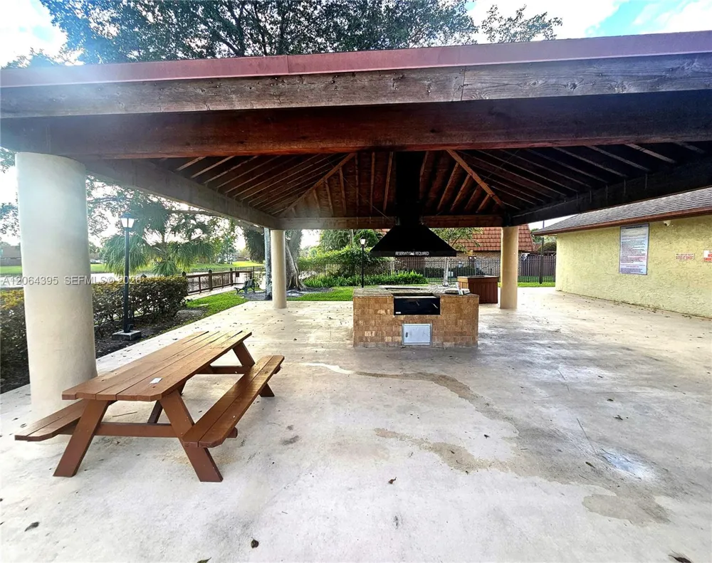 1201 SW 120th Way Davie, FL 33325