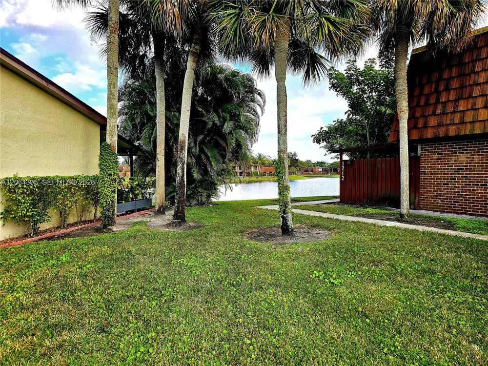 1201 SW 120th Way Davie, FL 33325