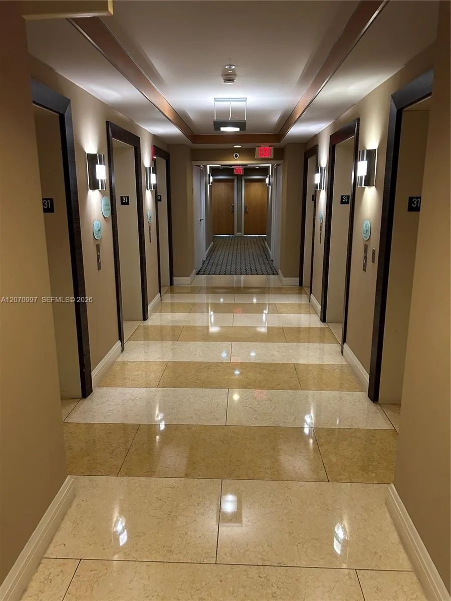 244 Biscayne Blvd #3106 Miami, FL 33132