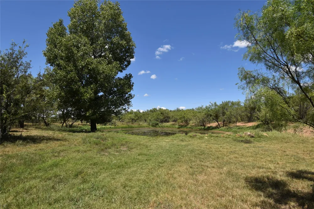 2077 CR 414 Rochelle, TX 76872
