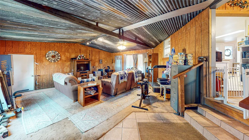 2077 CR 414 Rochelle, TX 76872