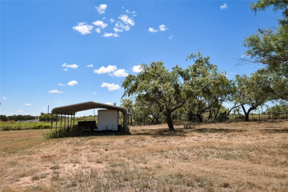 2077 CR 414 Rochelle, TX 76872