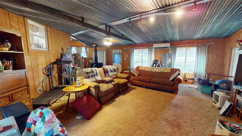 2077 CR 414 Rochelle, TX 76872