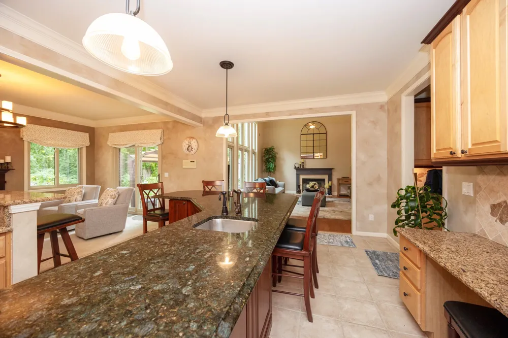 2280 Ivy Hill Drive Commerce, MI 48382