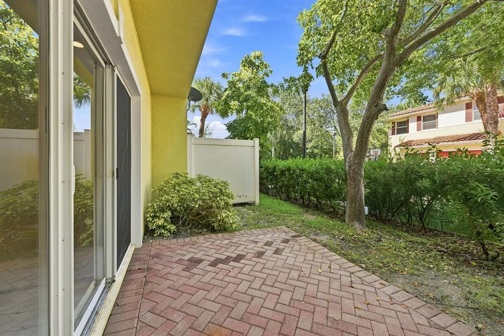 3105 NW 25TH TERRACE Oakland Park, FL 33309